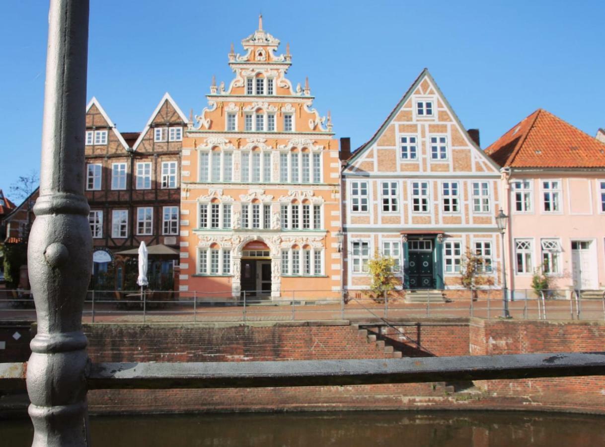 Moderne 2-Zimmer Wohnung! Wlan Und Netflix Inklusive! Zentral Gelegen In Der Historischen Altstadt! Stade Kültér fotó